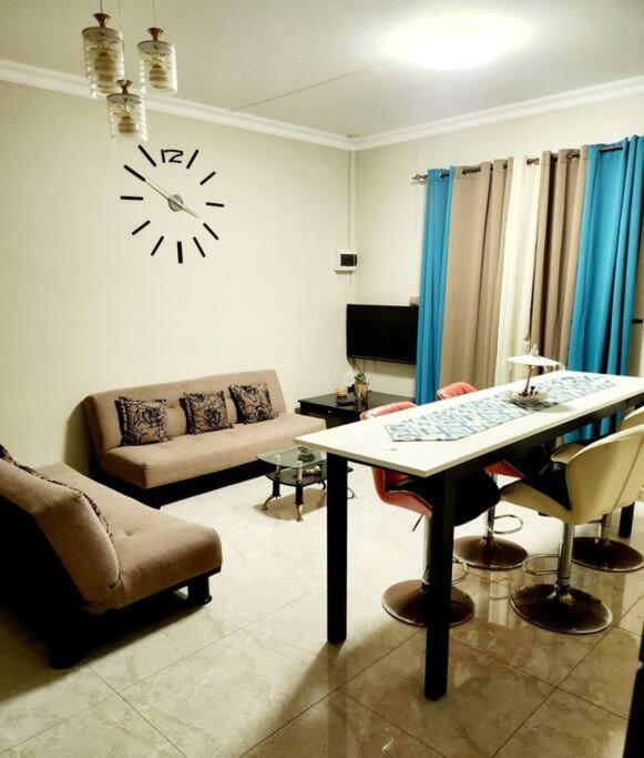 Kot Nu - Beach Themed Apartment - 3 Mins Walk From The Sea Flic-en-Flacq Eksteriør billede